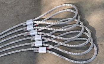 احتياطات رفع الأحزمة والأجهزة.